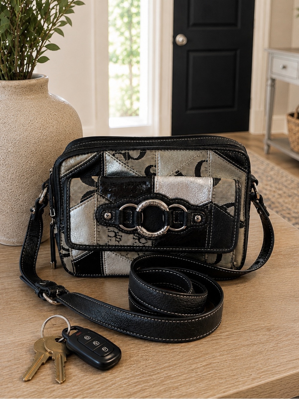 Sophia Caperelli Leather Crossbody Bag Embroidered Logo  Multi-Compartment